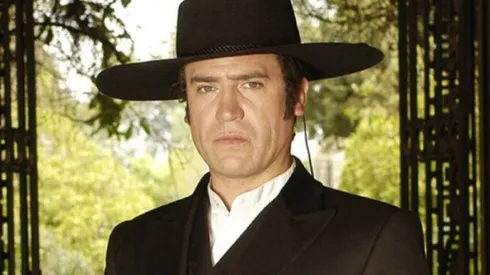 Este es el actor que tomará el papel principal en la próxima teleserie de Mega.