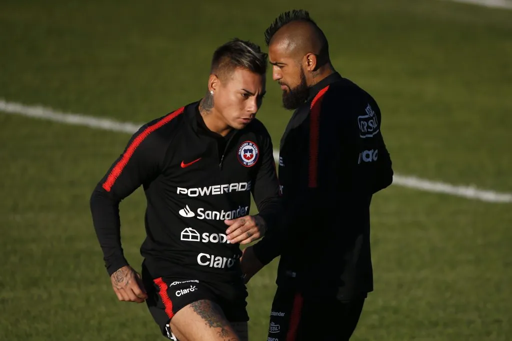 Arturo Vidal arengó a Eduardo Vargas antes de la Copa América 2024, donde no estará | Photosport
