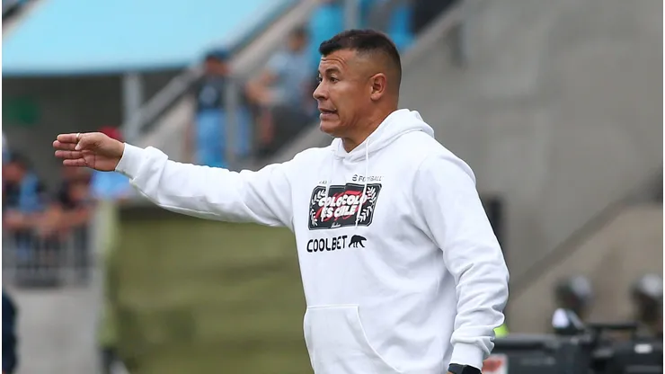 Almirón define el plantel para el segundo semestre