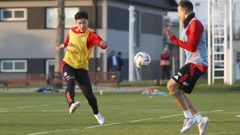 La Roja tuvo su último entrenamiento en una fría Santiago, para luego pasar al calor.