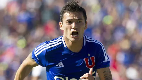 ¡Atención azules! Feroz recado para Charles de su mamá.