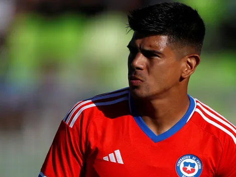 Esteban Pavez se sube al avión de La Roja rumbo a Copa América