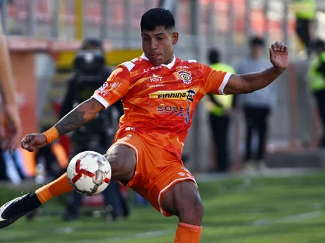 Cobreloa agudiza su crisis: delantero titular renuncia al club