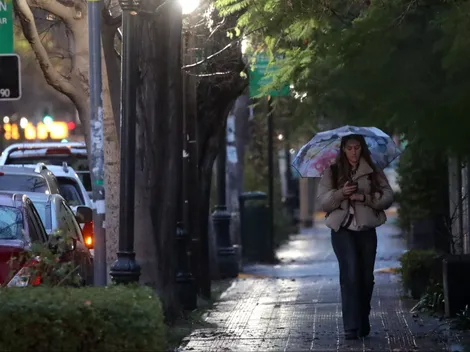 ¿En qué zonas? Probabilidad de lluvia y viento en Santiago