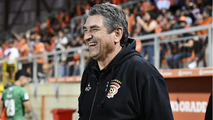 Tras una derrota ante Everton, Emiliano Astorga fue cesado como DT de Cobreloa.