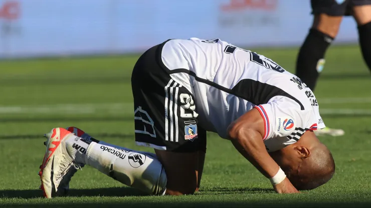 Leandro Benegas jugando por Colo Colo.