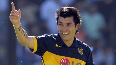 Medel llega a acuerdo con Boca.
