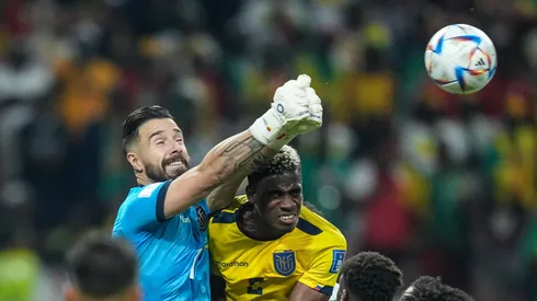 Galíndez recibe duras críticas por su capitanía en Ecuador