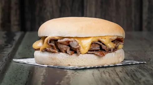 Conoce las distintas ofertas para esta jornada del tradicional sandwich nacional.