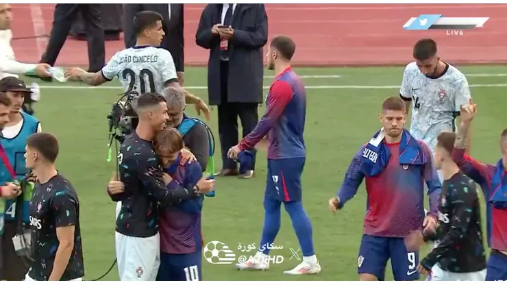 Un reencuentro cariñoso entre CR7 y Luka Modric.