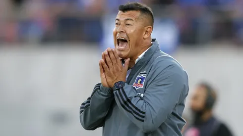 Almirón busca refuerzos en tres puestos claves.