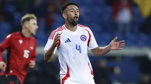 Mauricio Isla sería titular en el equipo de Gareca en la Copa América