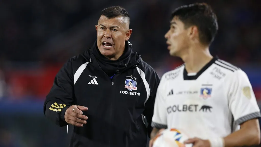 Almirón quiere tres refuerzos.