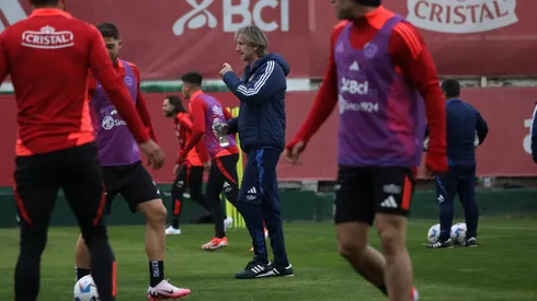 Ricardo Gareca está preocupado por la situación de tres jugadores en la selección chilena.