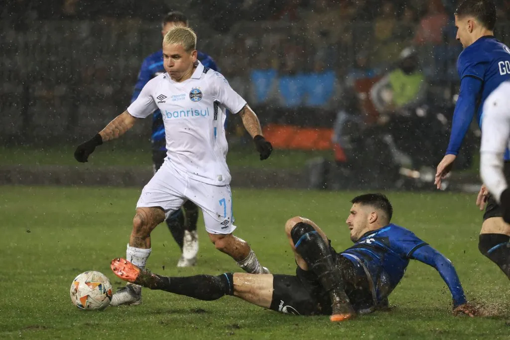 Loyola se perdió el partido de Huachipato contra Gremio: Gareca había manifestado en febrero que su idea es que eso no pasara.