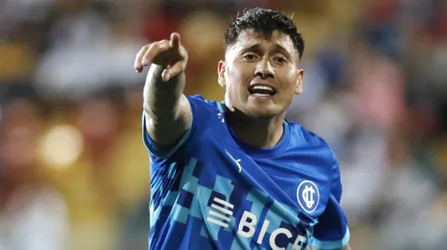 Nicolás Castillo sigue recuperándose después de su operación