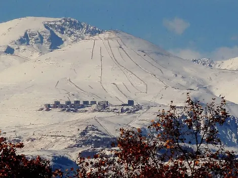 ¿Dónde puedo ir a la nieve en Santiago?