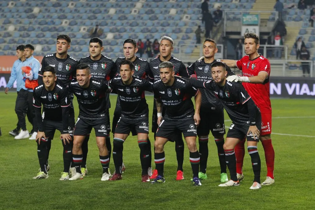 Palestino contra Audax Italiano en Rancagua.