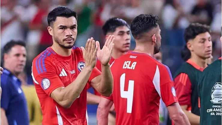 Gabriel Suazo y Mauricio Isla le sumaron otro punto futbolístico en común, además de las camisetas albas y rojas.