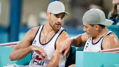 Marco y Esteban aún tienen una opción de continuar su aventura.