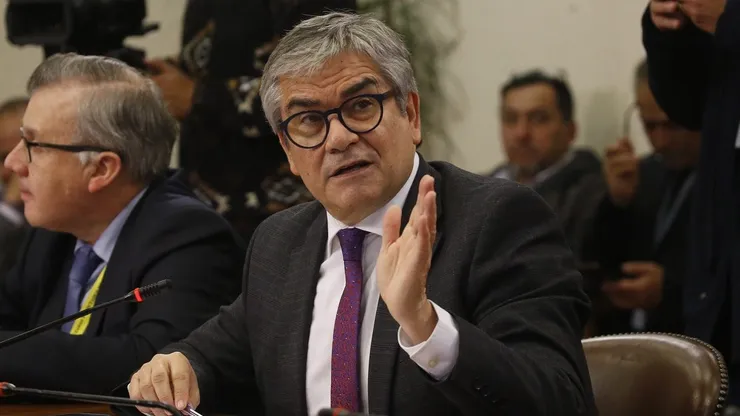 El ministro de Hacienda, Mario Marcel, durante la Comisión de Constitución (30 de julio 2024)