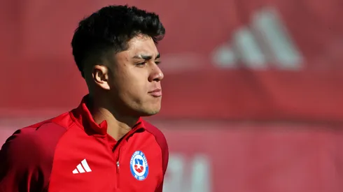 Pizarro ya sabe lo que es jugar por la selección chilena adulta.