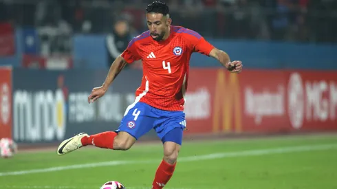 Mauricio Isla define hoy su llegada a Colo Colo