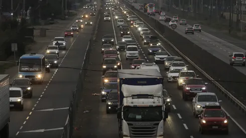 Conoce los conductores que no deberán realizar el nuevo examen de conducir en Chile.