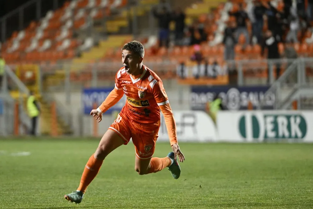 Marco Borgnino fue la gran clave para el triunfo de Cobreloa con un gol y dos asistencias. Foto: Pedro Tapia/Photosport