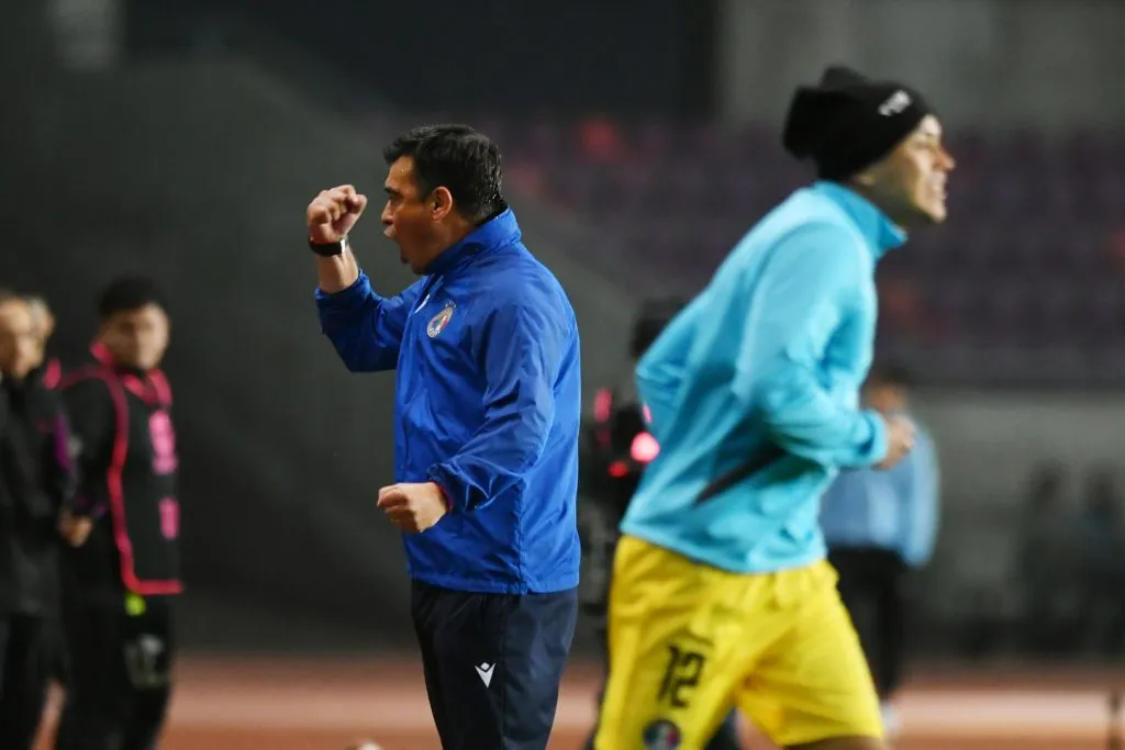 Coto Ribera tuvo un redebut a lo grande en la banca de Audax Italiano. | Foto: Photosport.