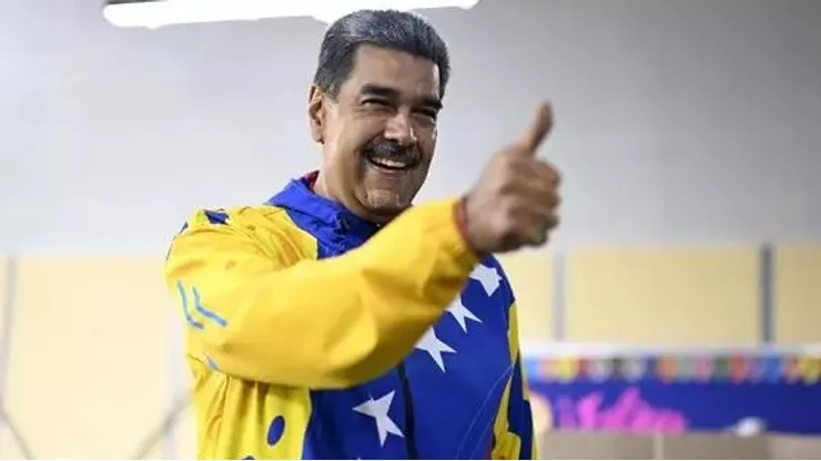El CNE dio por triunfador a Nicolás Maduro.