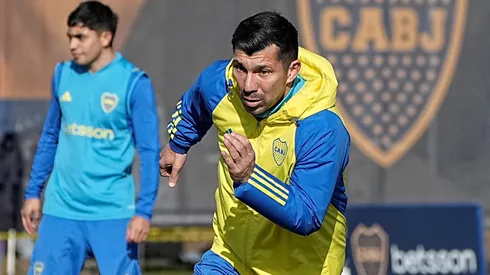 Gary Medel fue titular en empate de Boca Juniors ante Instituto de Córdoba.