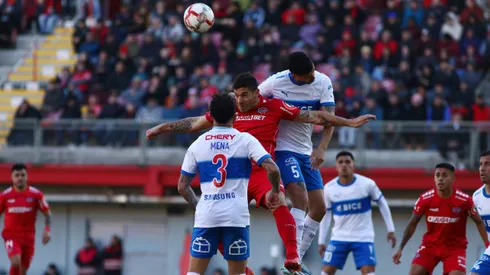 Ñublense y Universidad Católica jugaron un apretado partido.