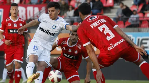 Unión La Calera no lo pasa bien.