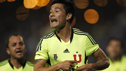 Charles Aránguiz está listo en la U.