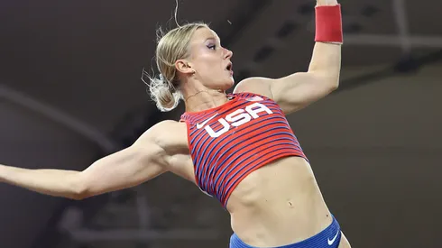 Katie Moon, atleta de Estados Unidos en salto con garrocha.