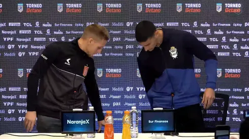 Conferencia previa al clásico de Estudiantes y Gimnasia casi termina en mocha.