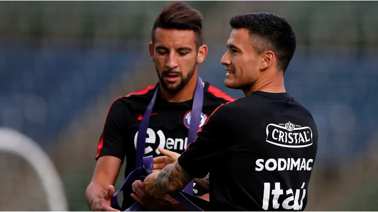 Mauricio Isla y Charles Aránguiz, dos nombres que busca firmar la U.
