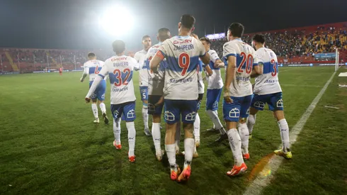 Universidad Católica irá al extranjero en busca de un cuarto y último refuerzo.