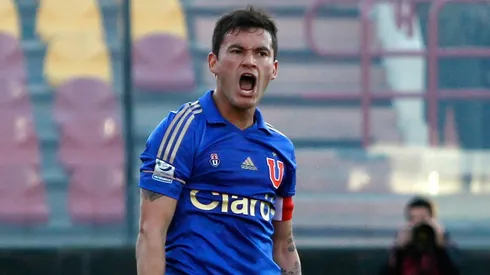 Acuerdo entre clubes: Aránguiz vuelve a la U.