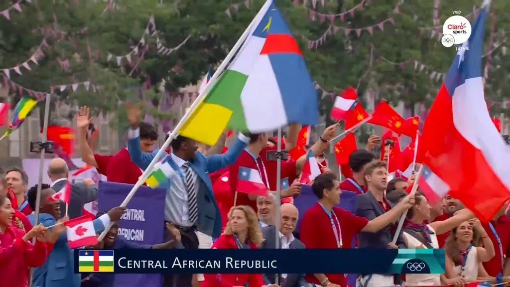 Nicolás Jarry con Alejandro Tabilo y Antonia Abraham liderando al Team Chile (Captura)
