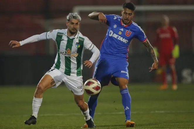 Emmanuel Ojeda ante O’Higgins. (Marcelo Hernandez/Photosport).