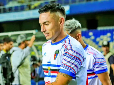 Pineda anuncia su retiro del fútbol acusando “temas personales”