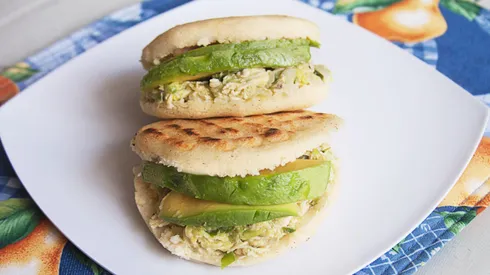 Arepa reina pepiada.