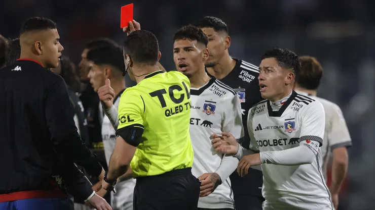 Brayan Cortés recibió tres fechas de castigo en Colo Colo.