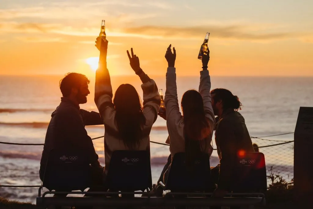 La iniciativa permitirá disfrutar de las puestas de sol de Pichilemu con un toque de los Juegos Olímpicos de París 2024.