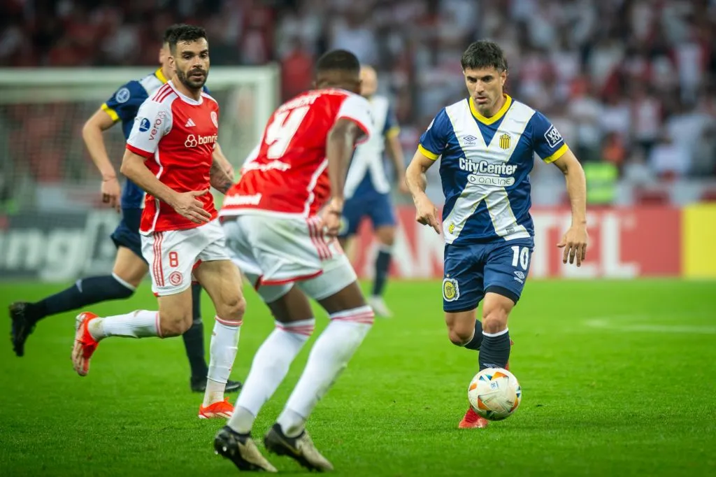 Rosario Central eliminó a Inter de Porto Alegre que no contó con Charles Aránguiz. Foto: Rosario.