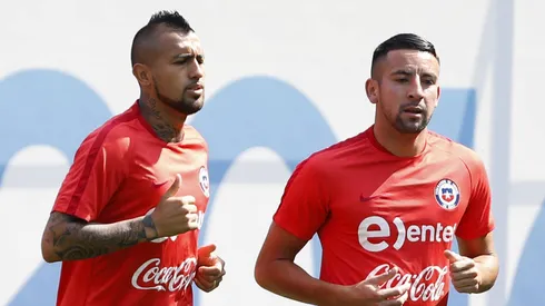 Arturo Vidal se refirió a la negociación de Mauricio Isla
