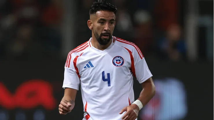 Mauricio Isla define su futuro.