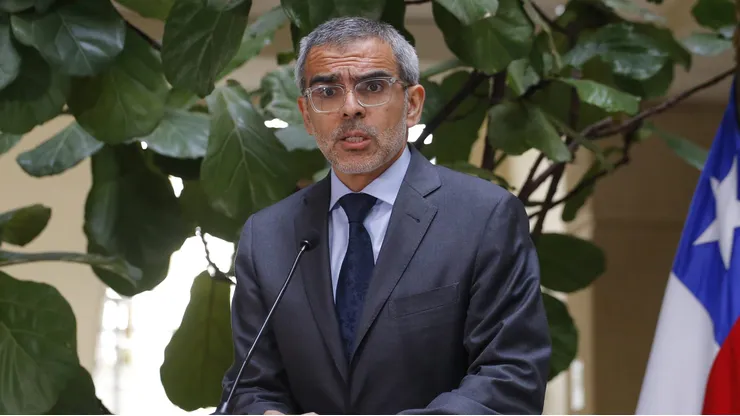 Ministro Cordero.